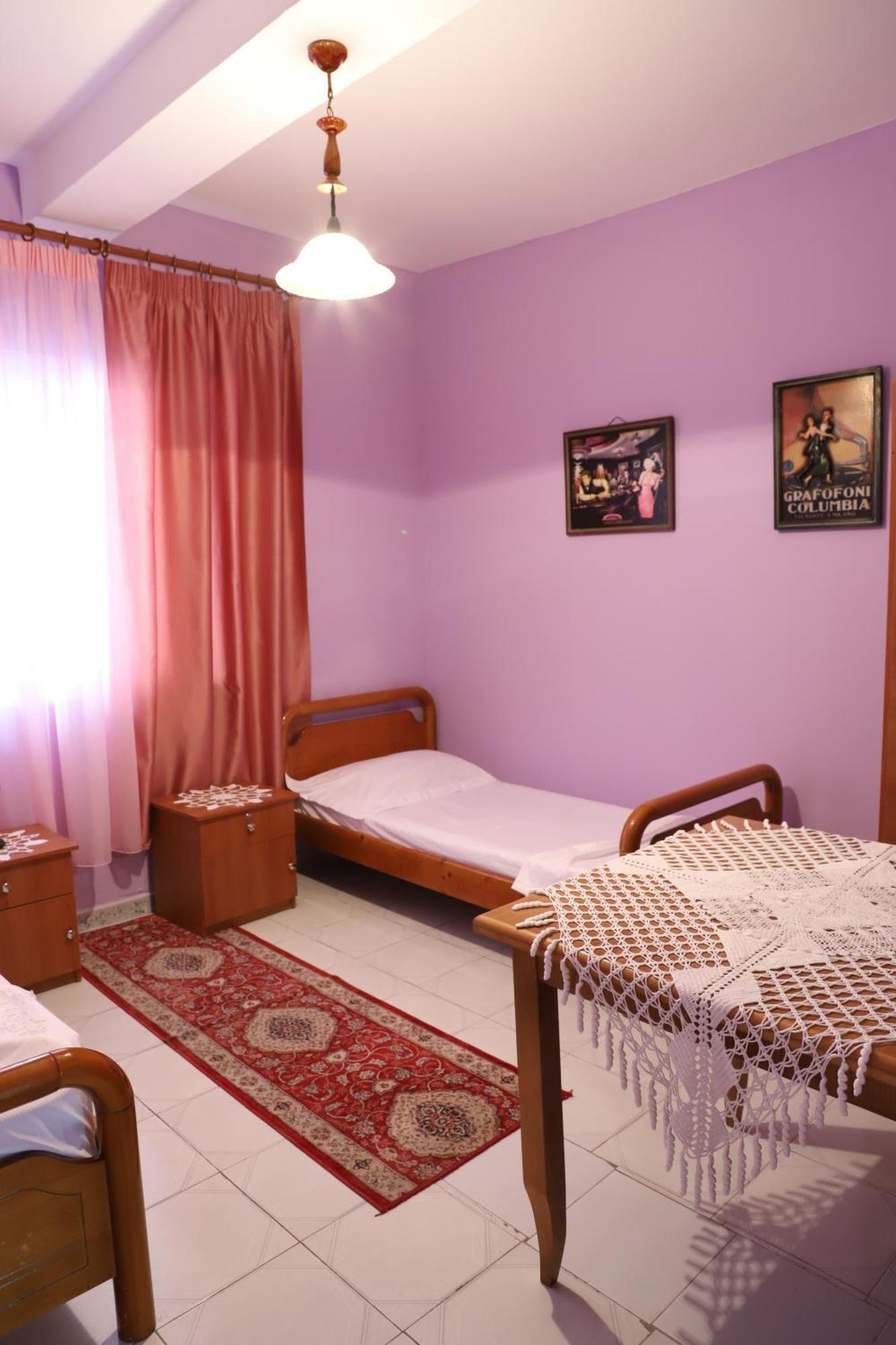 Guesthouse Katerina Berat Buitenkant foto