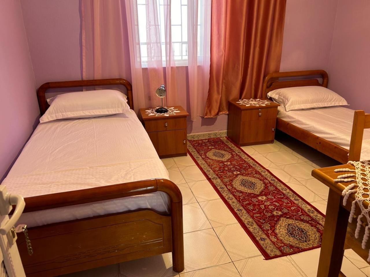 Guesthouse Katerina Berat Buitenkant foto